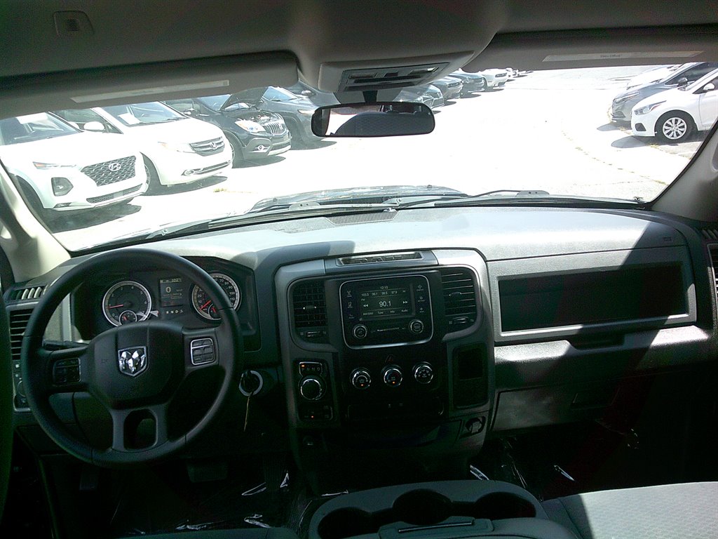 2018 RAM Ram 1500 Pickup Express - Photo 10