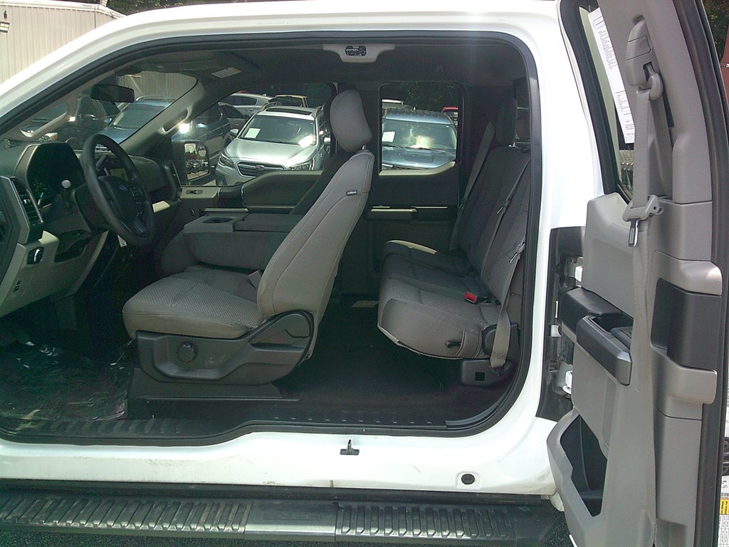 2020 Ford F-150 XLT - Photo 9