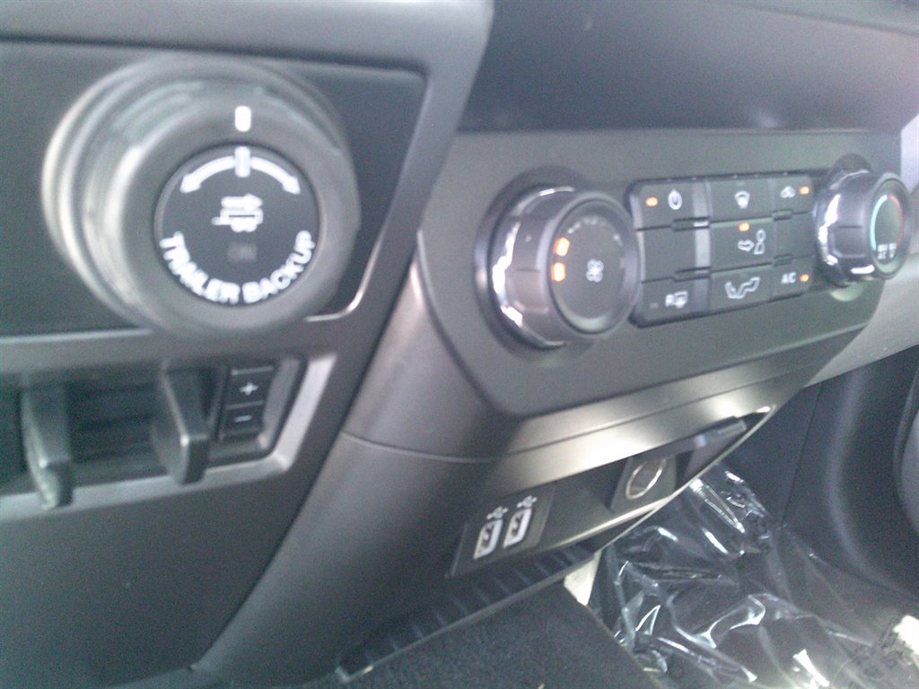 2020 Ford F-150 XLT - Photo 13