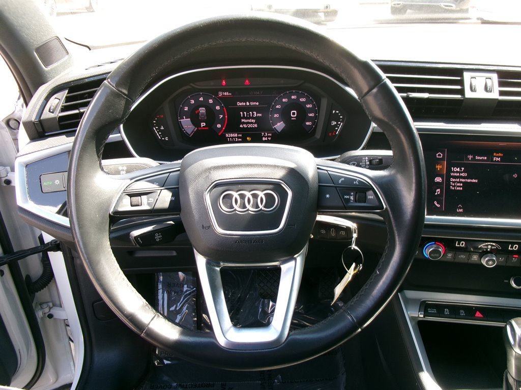Audi Q3 photo 14