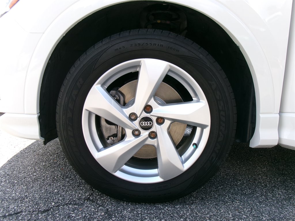 Audi Q3 photo 18