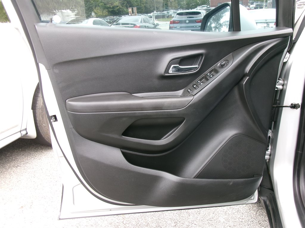 Chevrolet Trax photo 8