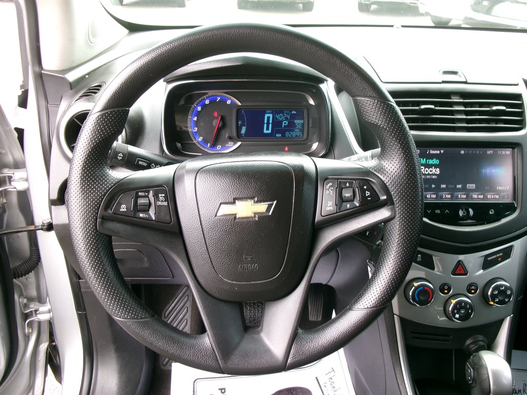 Chevrolet Trax photo 13