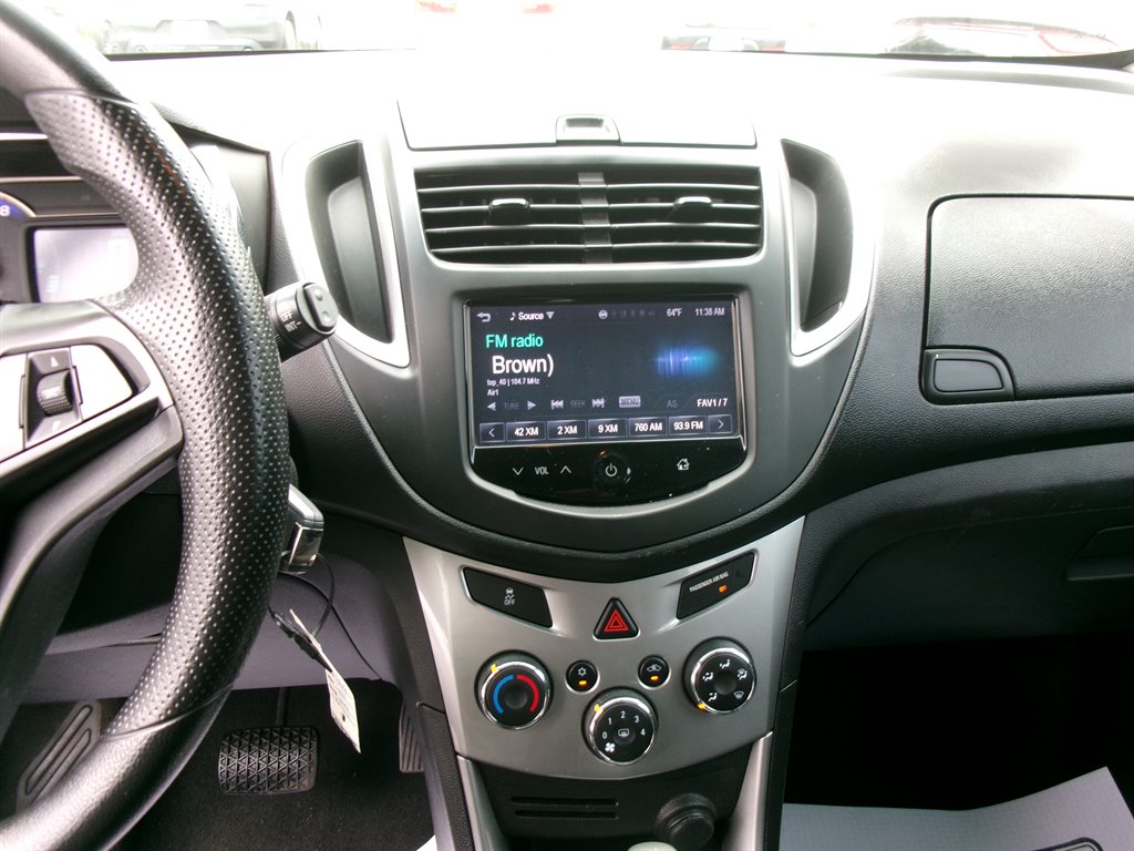 Chevrolet Trax photo 12