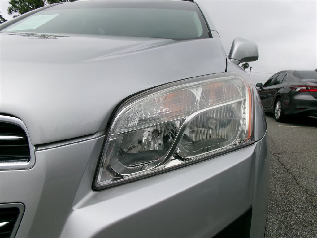 Chevrolet Trax photo 16