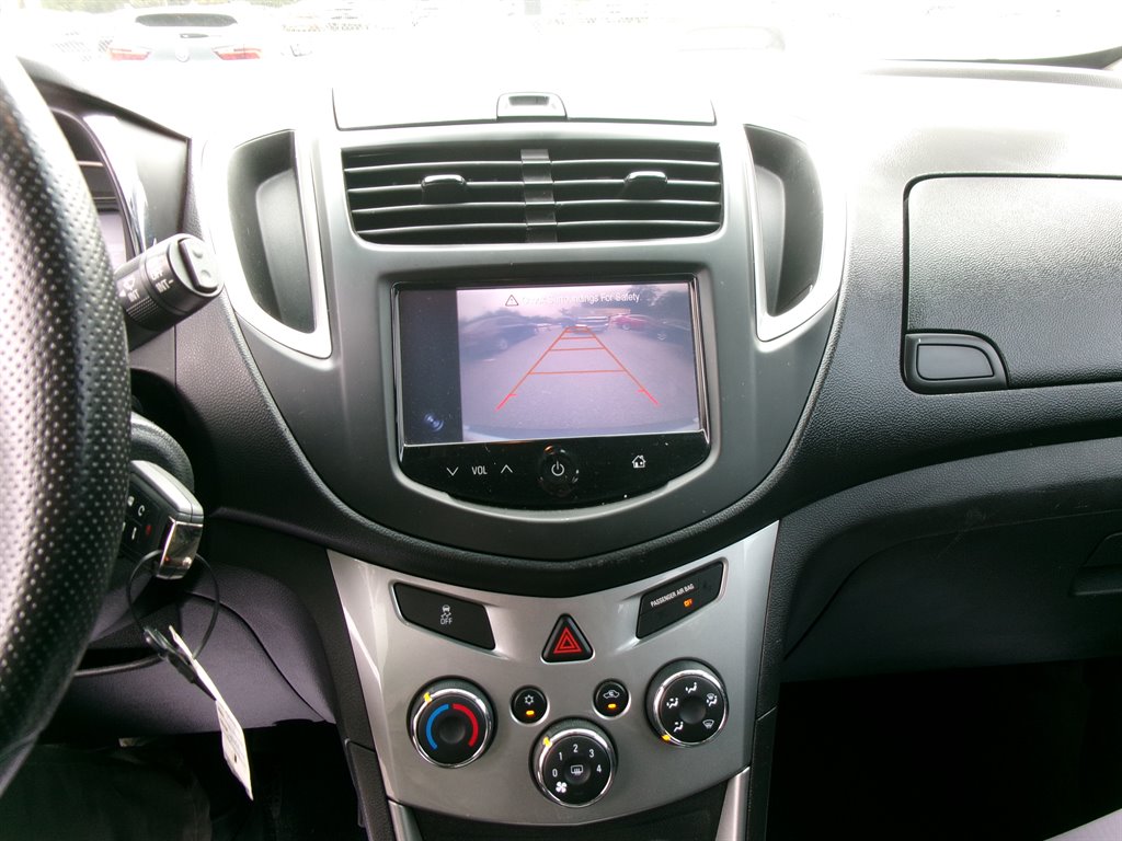 Chevrolet Trax photo 15