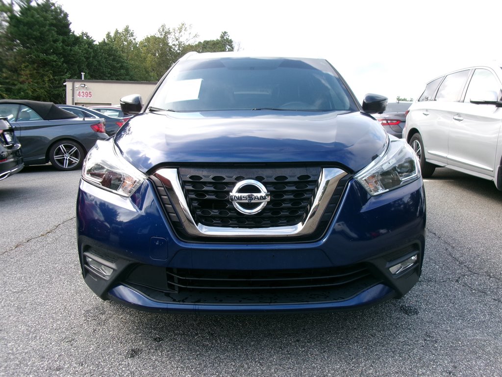Nissan Kicks photo 2