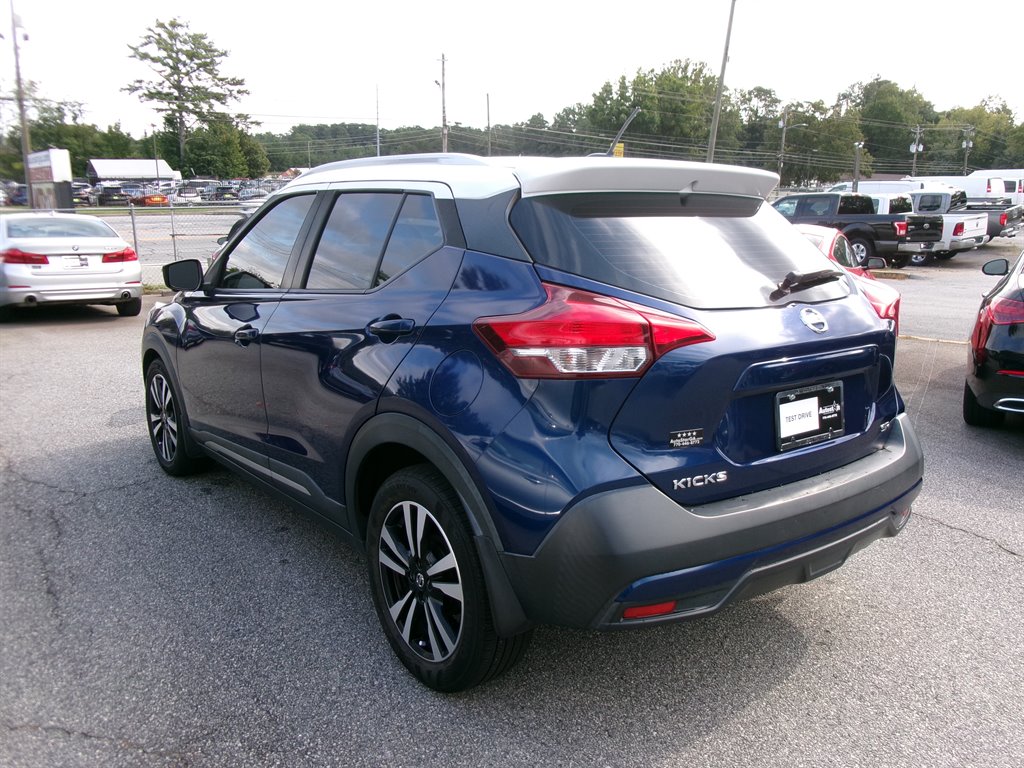 Nissan Kicks photo 4