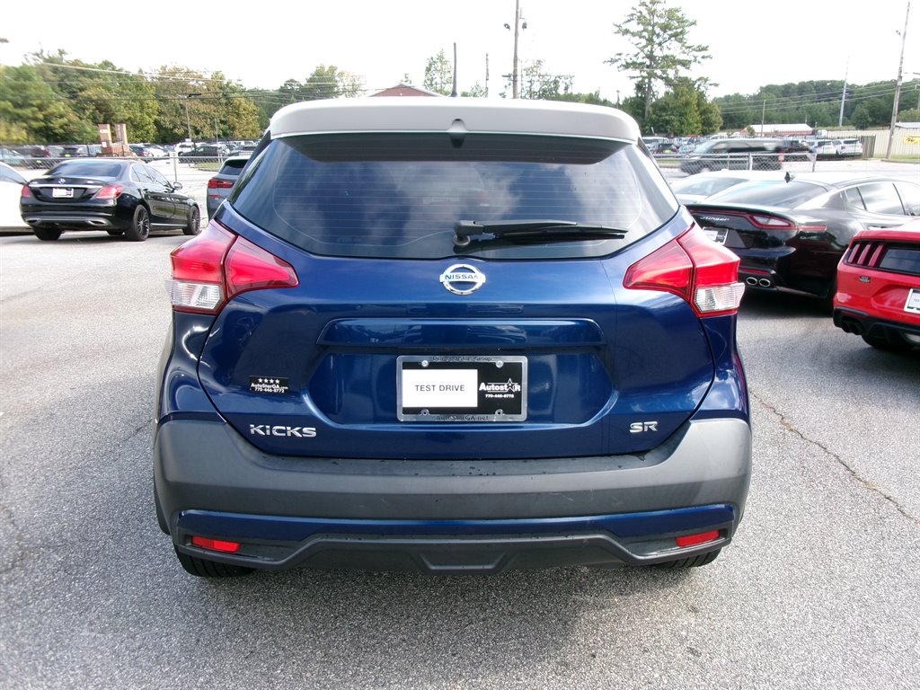 Nissan Kicks photo 5