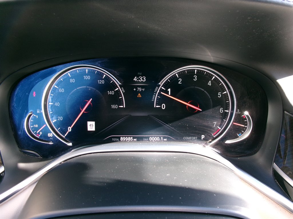 BMW 7 Series photo 15