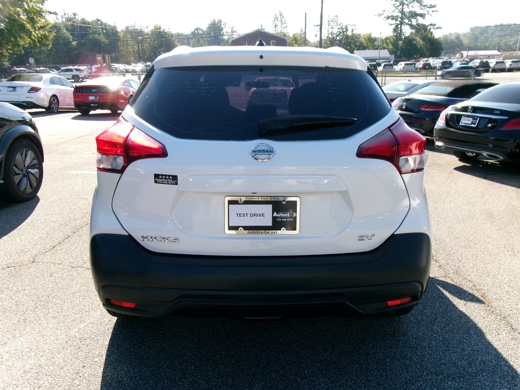 Nissan Kicks photo 4