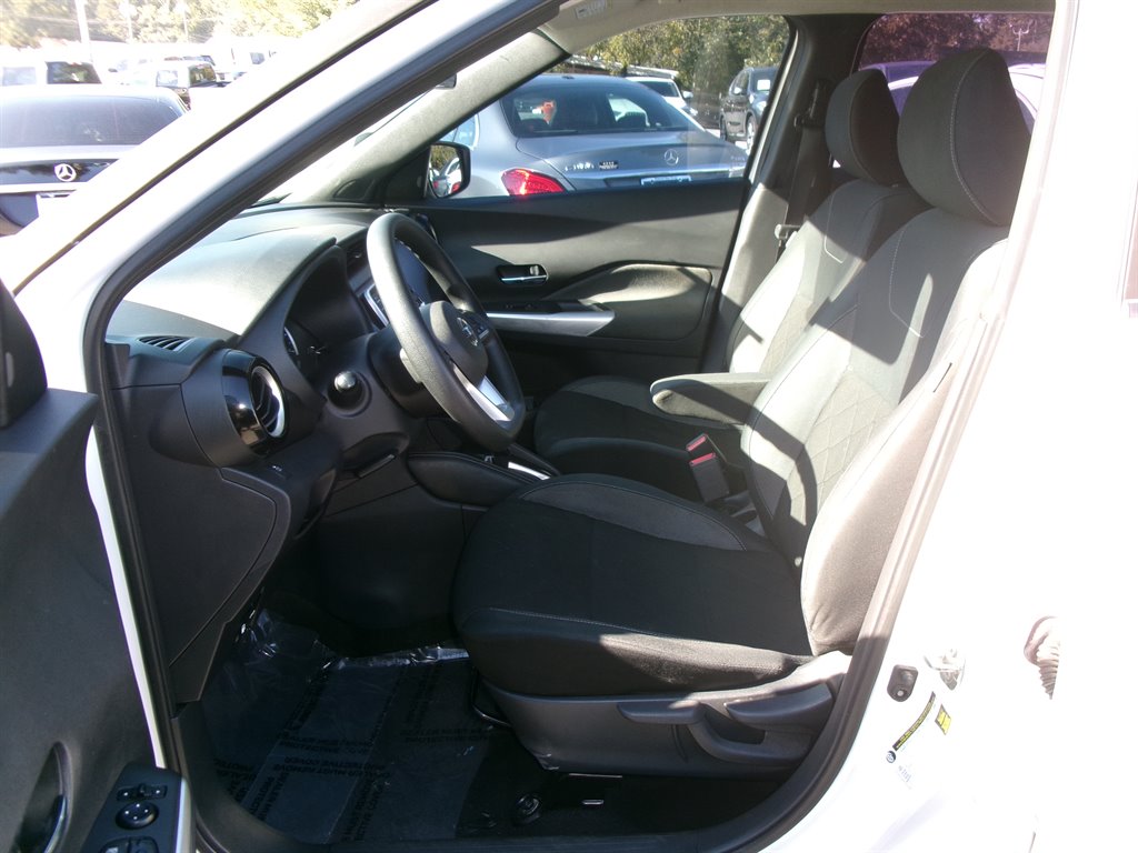 Nissan Kicks photo 8