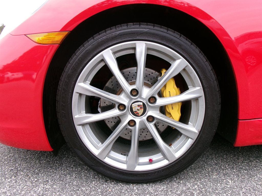 Porsche 718 Cayman photo 14