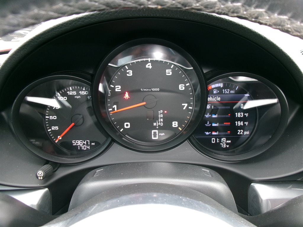 Porsche 718 Cayman photo 11
