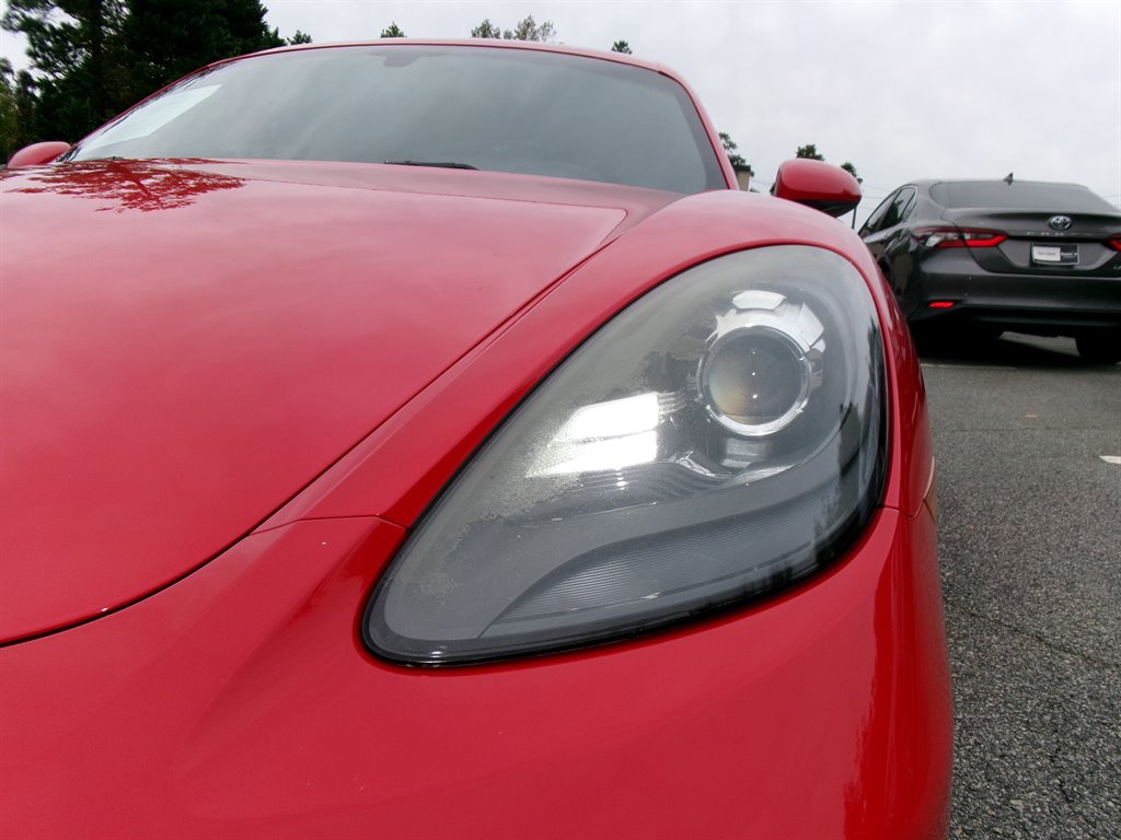 Porsche 718 Cayman photo 13