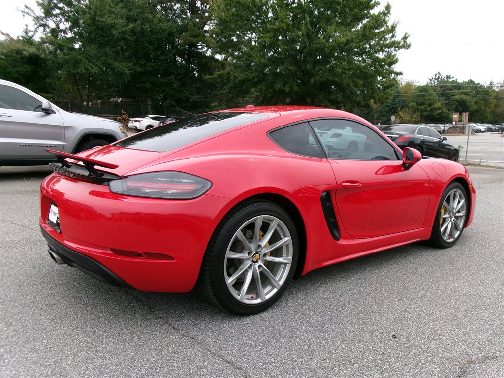 Porsche 718 Cayman photo 6