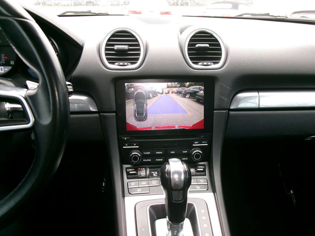 Porsche 718 Cayman photo 12