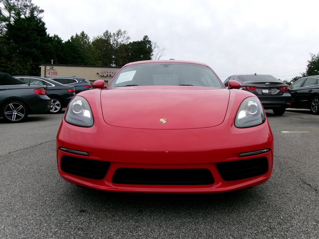 Porsche 718 Cayman photo 2