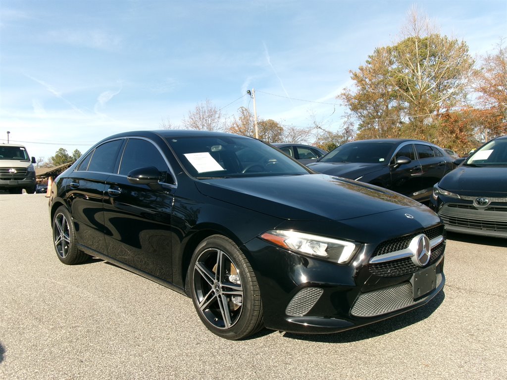 2021 Mercedes-Benz A-Class A220's photo