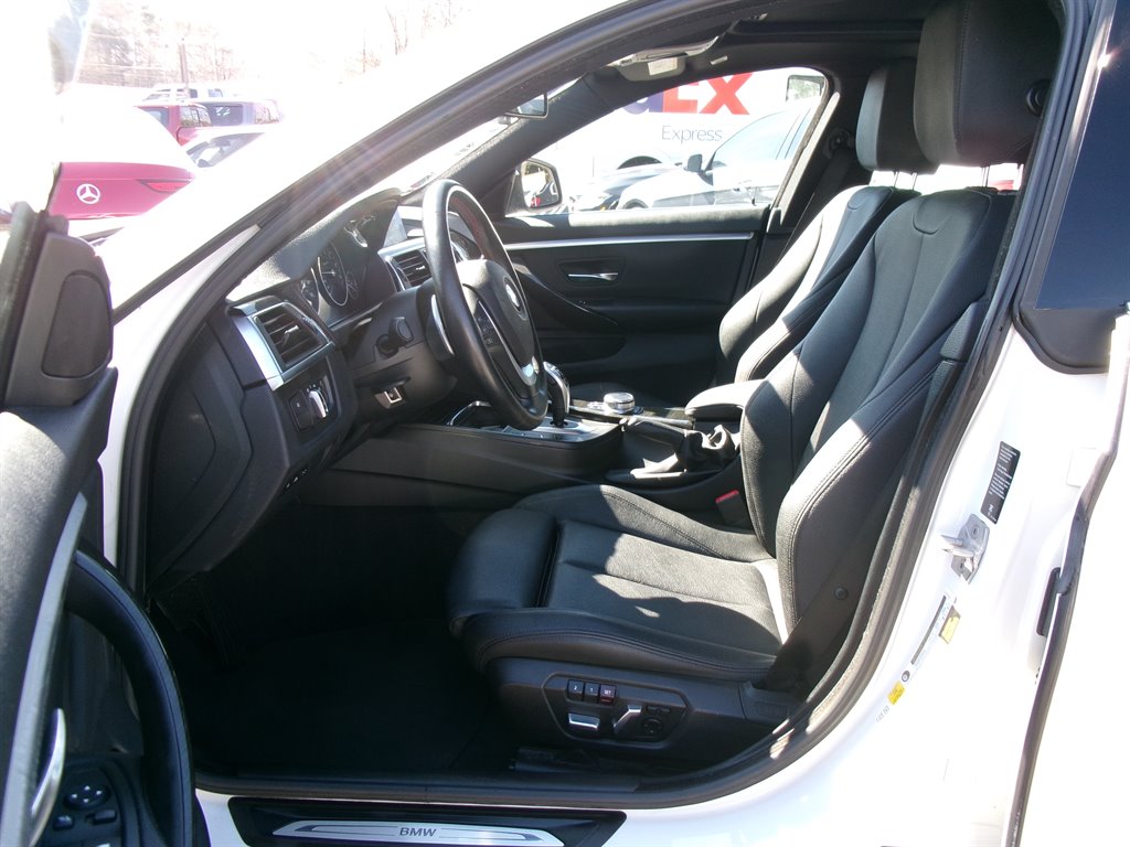 BMW 4 Series photo 8