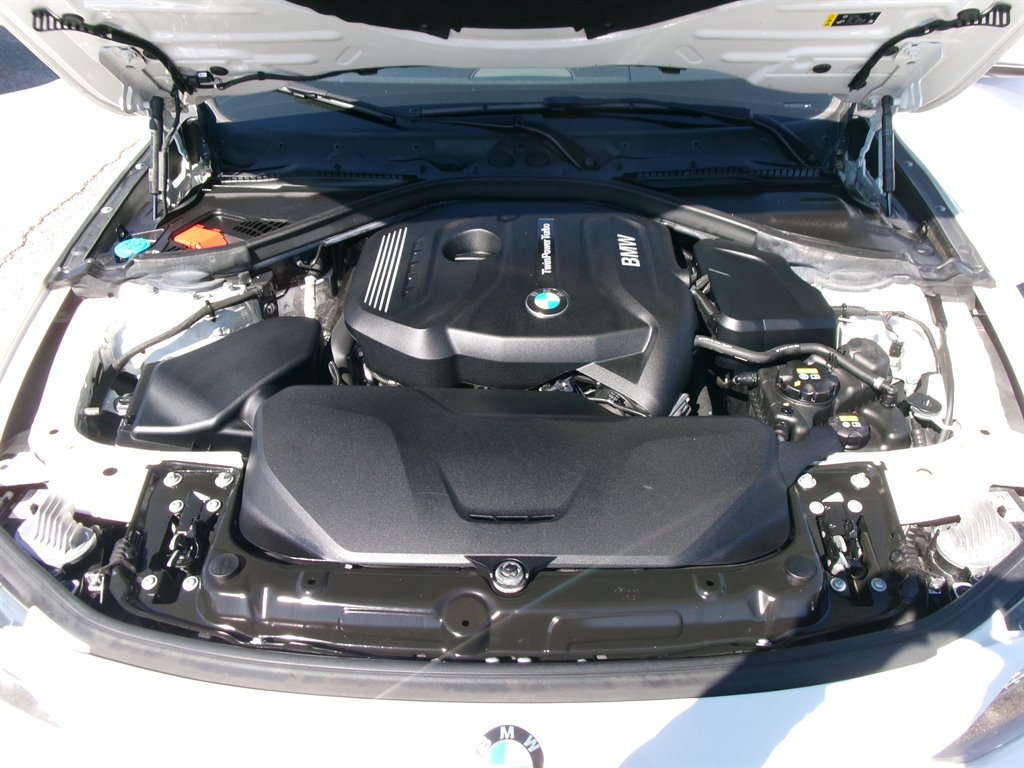 BMW 4 Series photo 17