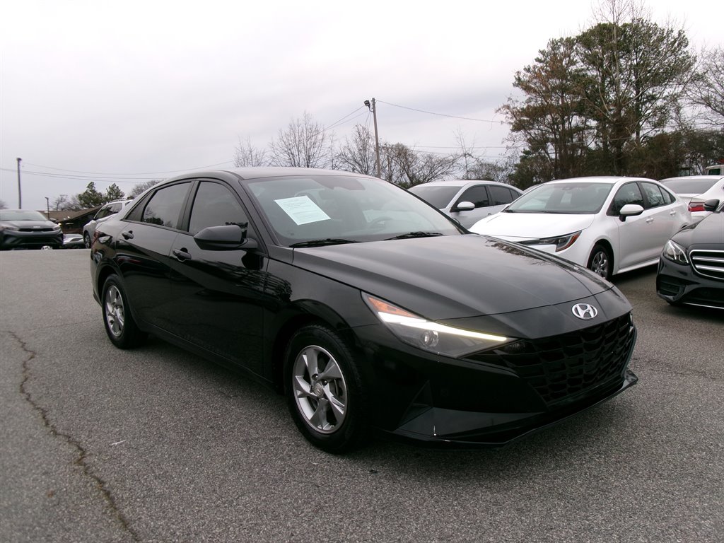 2021 Hyundai Elantra SE