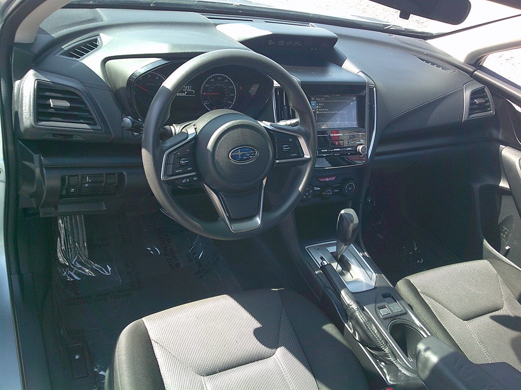 Subaru Impreza photo 9