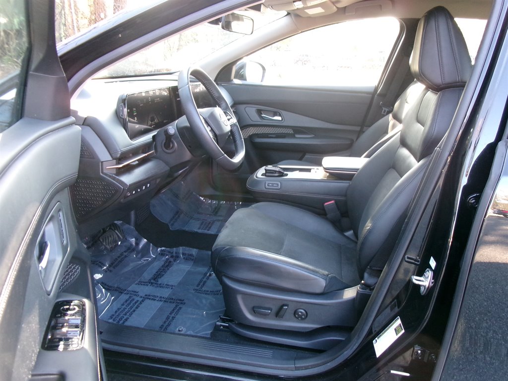 Nissan Ariya photo 8