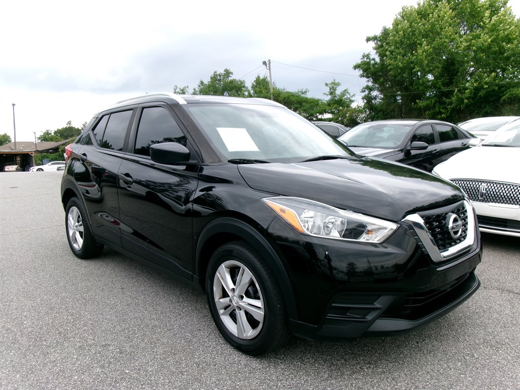2019 Nissan Kicks 1.6 S's photo
