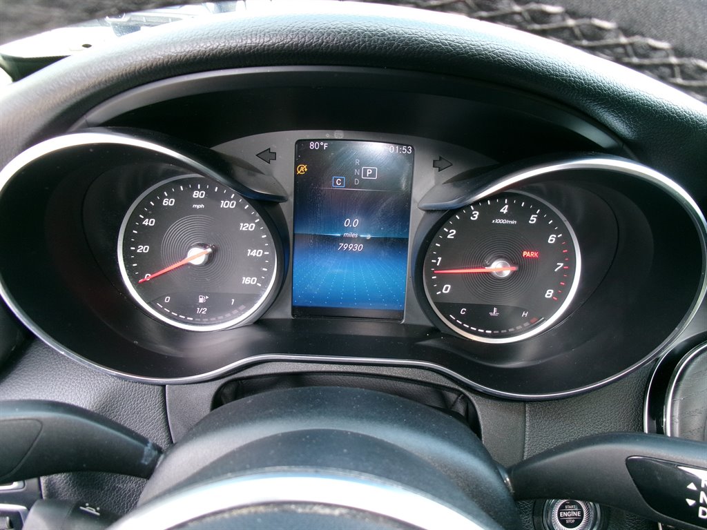Mercedes-Benz C-Class photo 11
