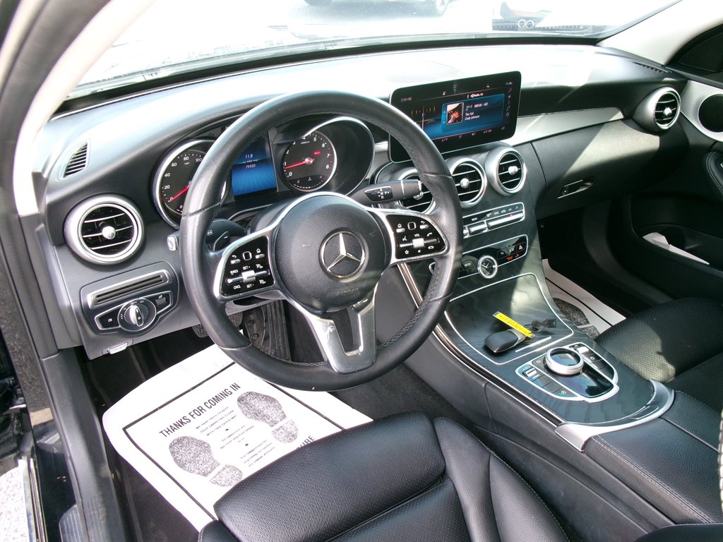 Mercedes-Benz C-Class photo 10