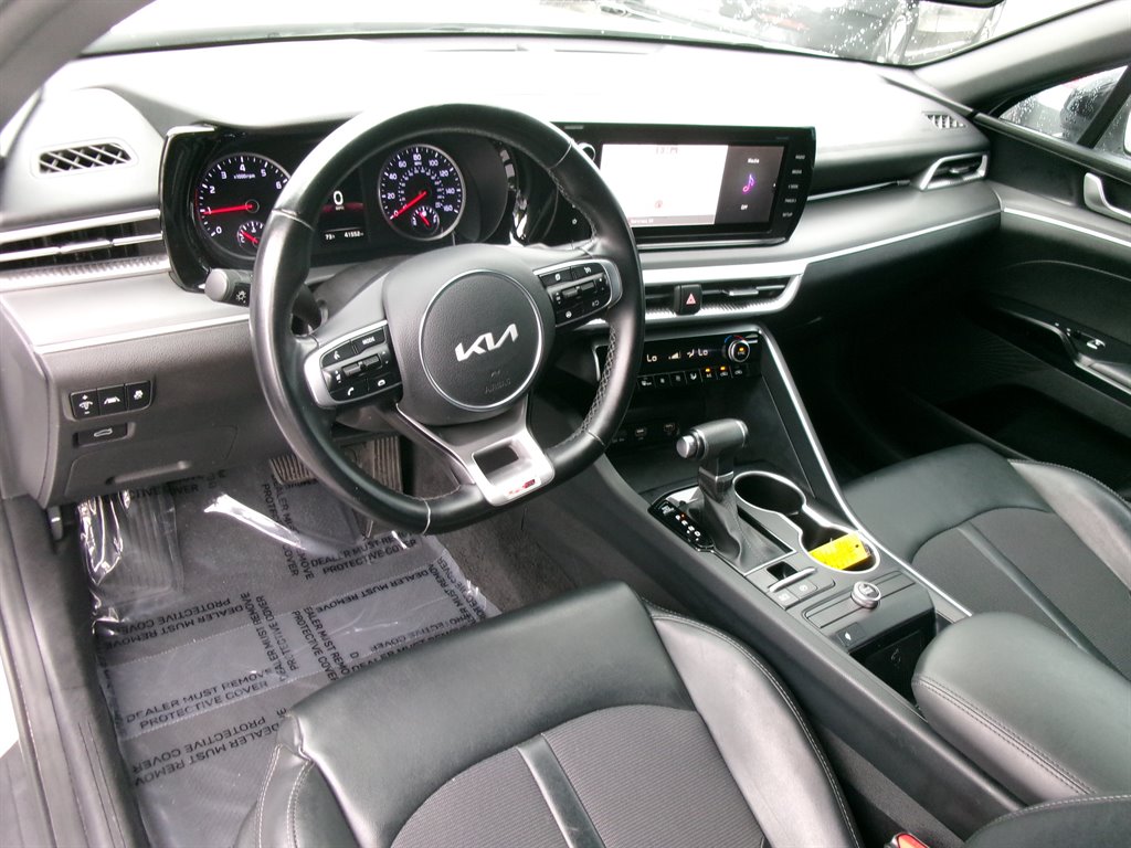 Kia K5 photo 10