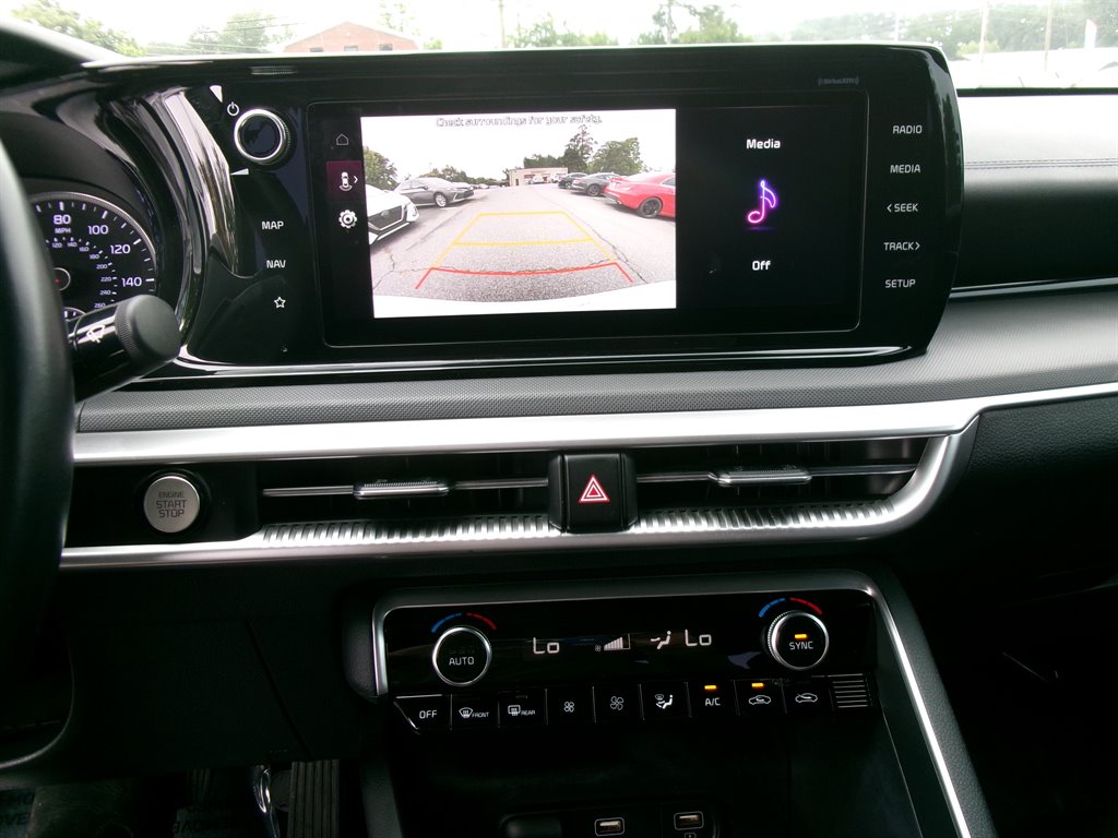 Kia K5 photo 15