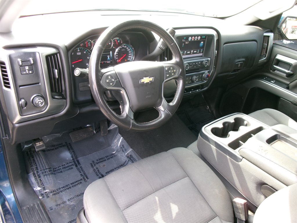 Chevrolet Silverado photo 11