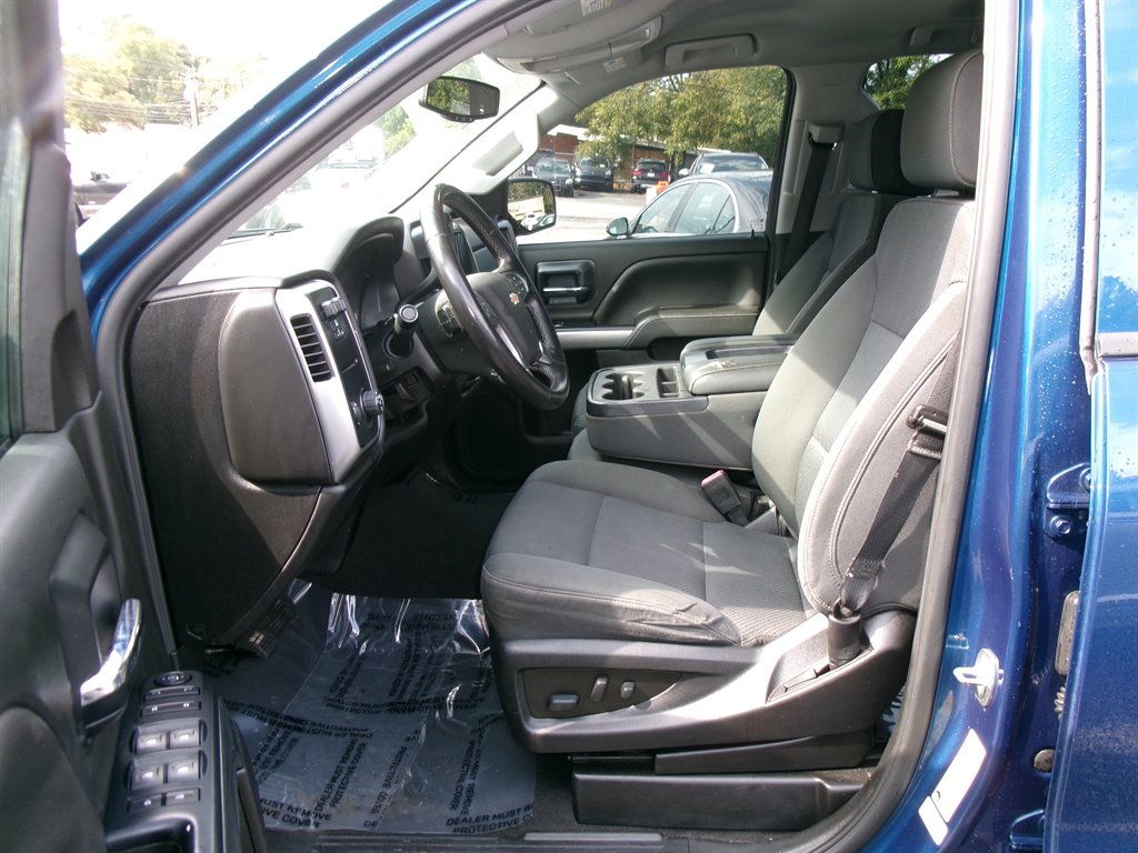 Chevrolet Silverado photo 9