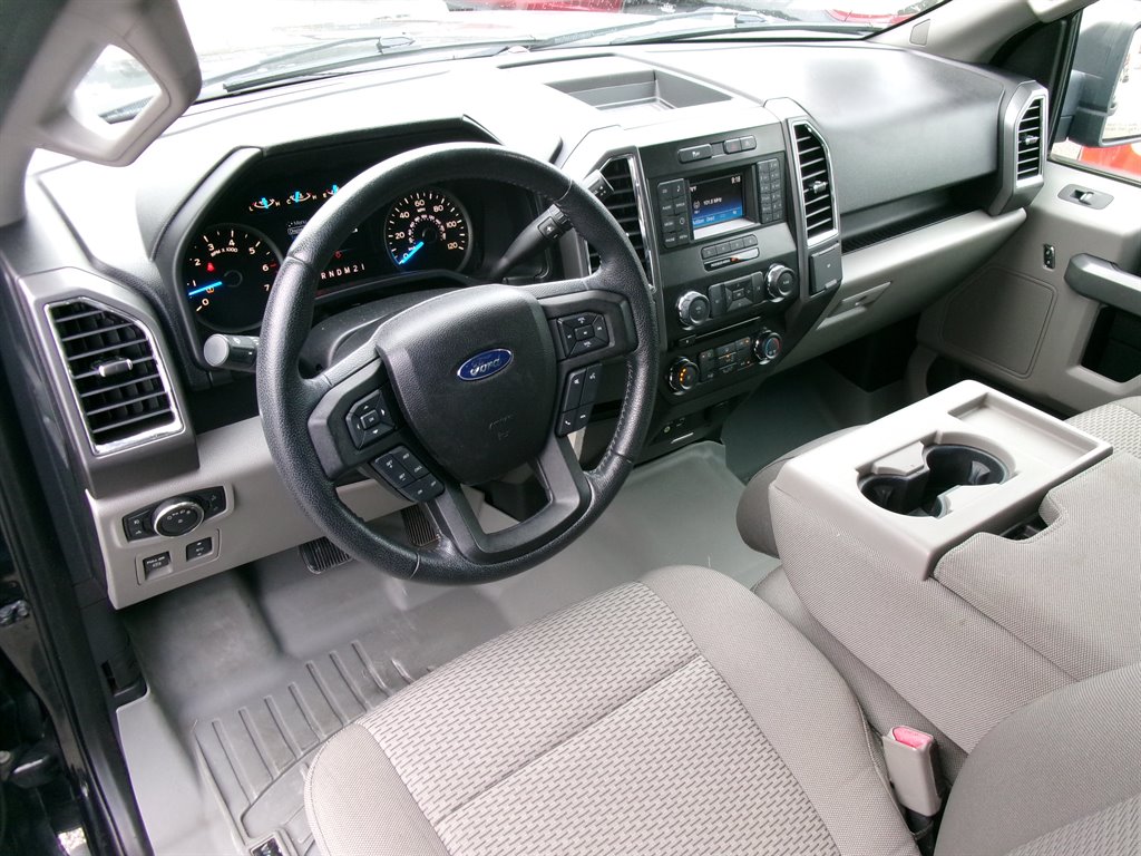 Ford F-150 photo 10