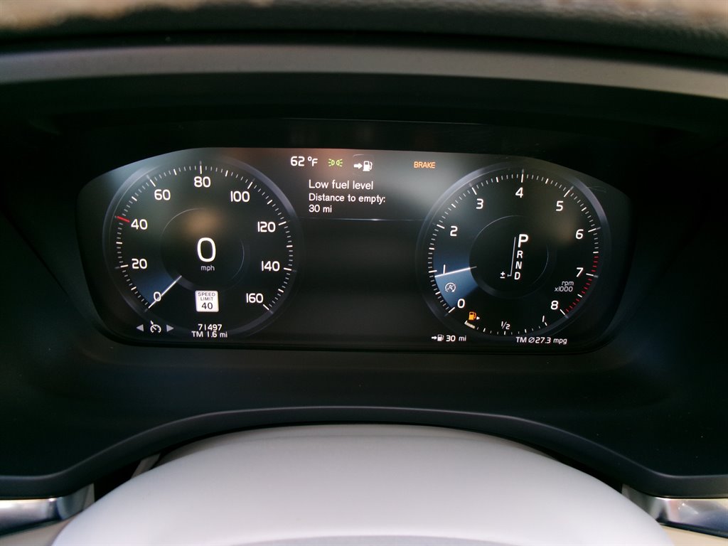 Volvo S60 photo 15