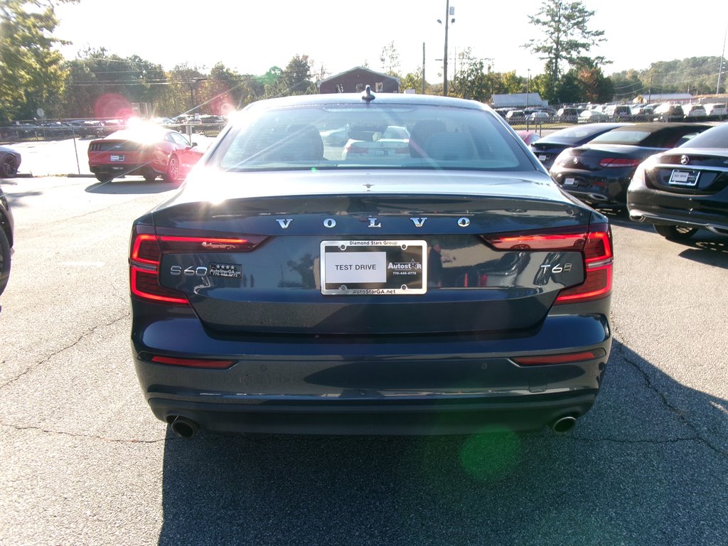 Volvo S60 photo 5