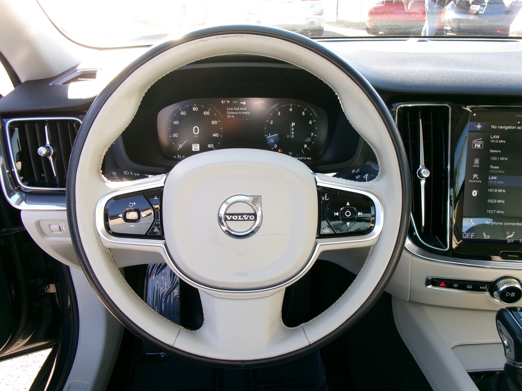 Volvo S60 photo 13